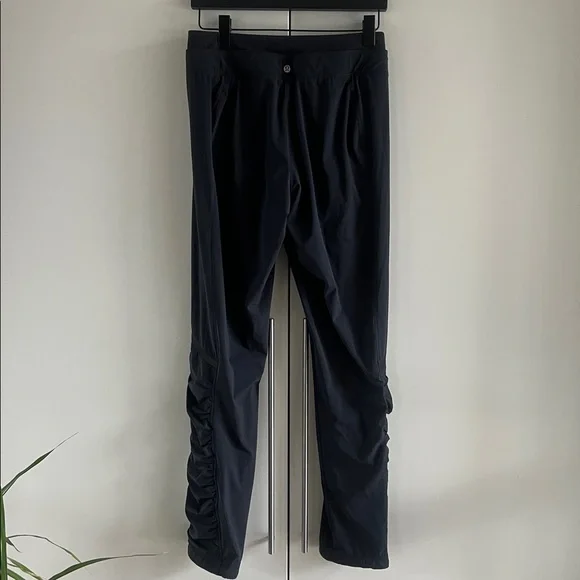 Lululemon Runderful Pant - Picture 7 of 10